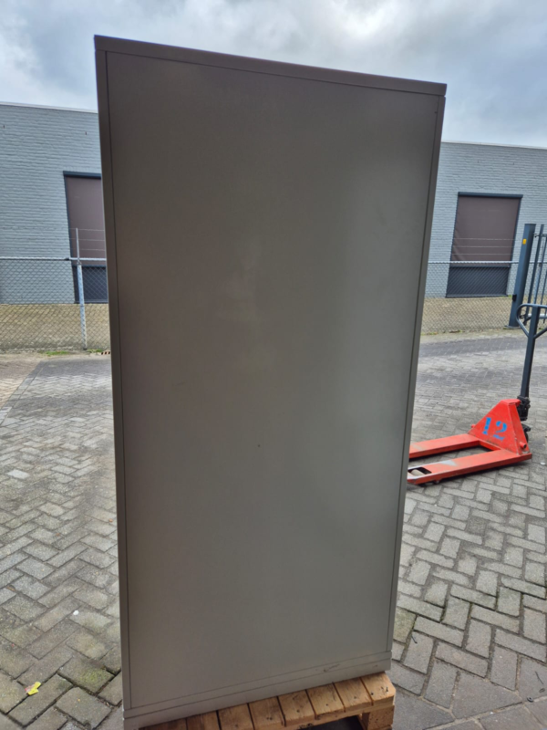 lloyd brandwerende kast