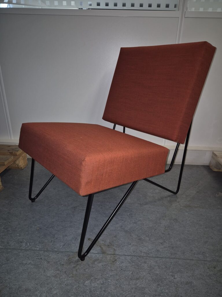 2x pastoe fm03 loungestoel – ontwerp cees braakman