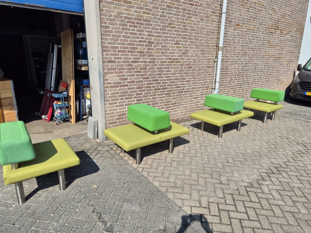 design projectbanken | nieuw gestoffeerd | taupe & groen