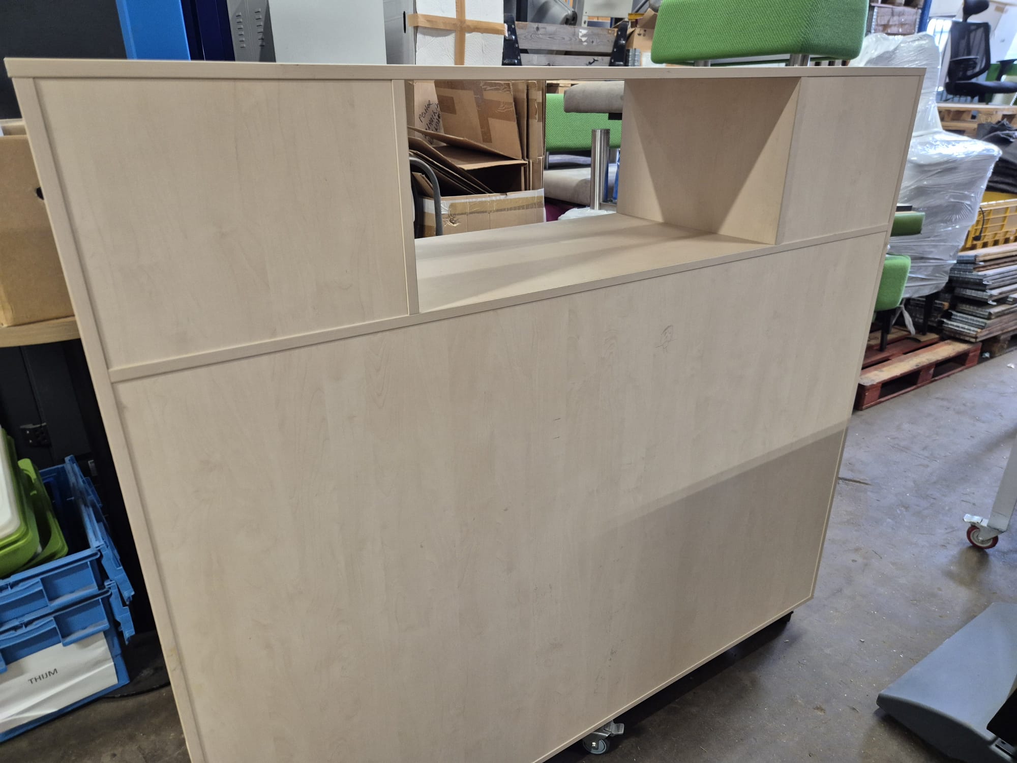 schilte elektrisch kdv verschoonmeubel met wasbak | 173 cm