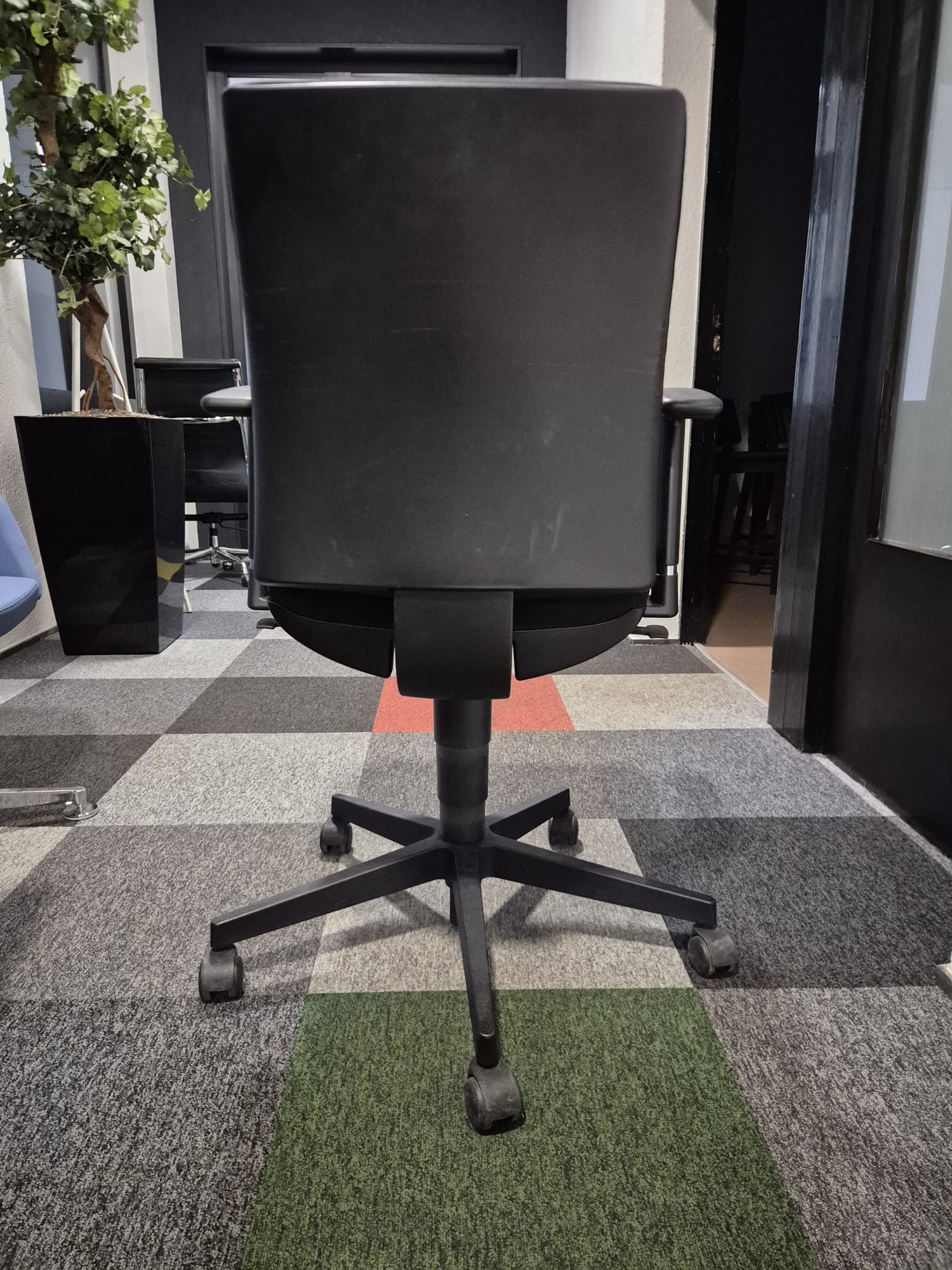 14x nowy styl intrata ergonomische bureaustoel | epron syncron | zwart