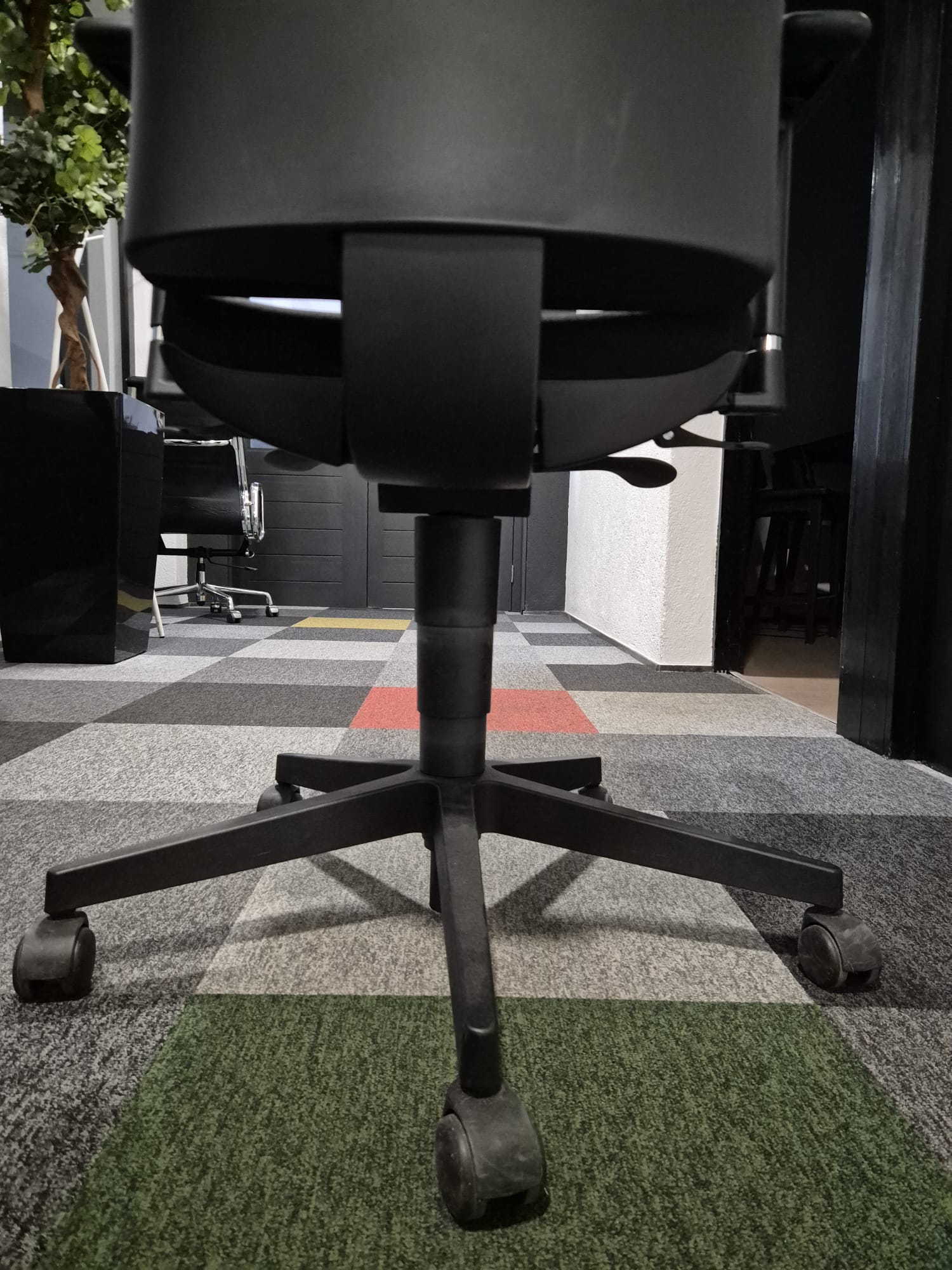 14x nowy styl intrata ergonomische bureaustoel | epron syncron | zwart